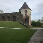 Hostel De Jeunesse-la Hulotte