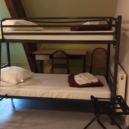 Vandrarhem De Jeunesse-la Hulotte Montreuil (Pas-de-Calais)