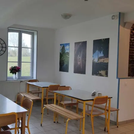 De Jeunesse-la Hulotte * Montreuil (Pas-de-Calais)