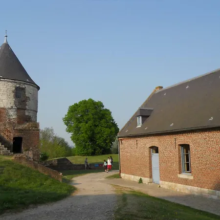 De Jeunesse-la Hulotte * Montreuil (Pas-de-Calais)