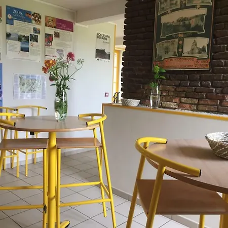 Vandrarhem De Jeunesse-la Hulotte Montreuil (Pas-de-Calais)