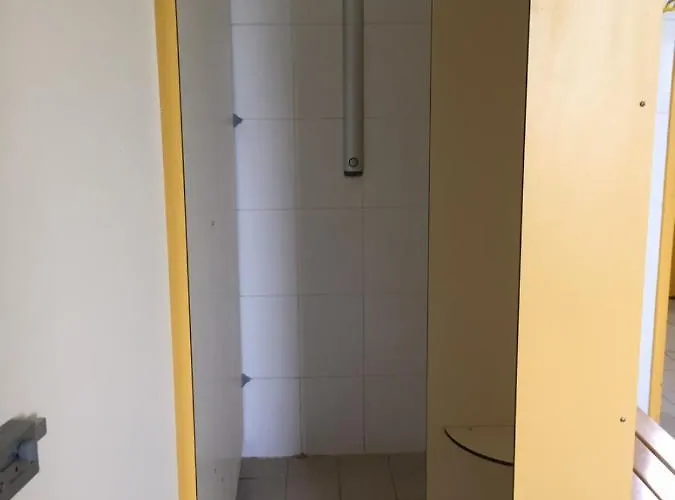 De Jeunesse-la Hulotte Montreuil (Pas-de-Calais)