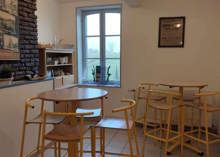 De Jeunesse-la Hulotte * Montreuil (Pas-de-Calais)